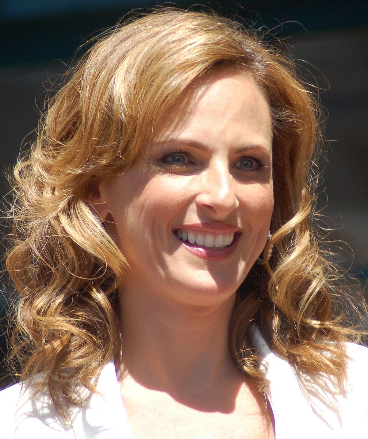 Five Deaf Celebrities Who Will Inspire You to Learn ASL -Marlee Matlin | Start ASL Five Deaf Celebrities Who Will Inspire You to Learn ASL - Marlee Matlin